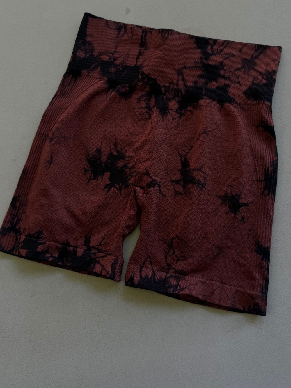 Seamless Tie-Dye Biker Shorts – Size S
